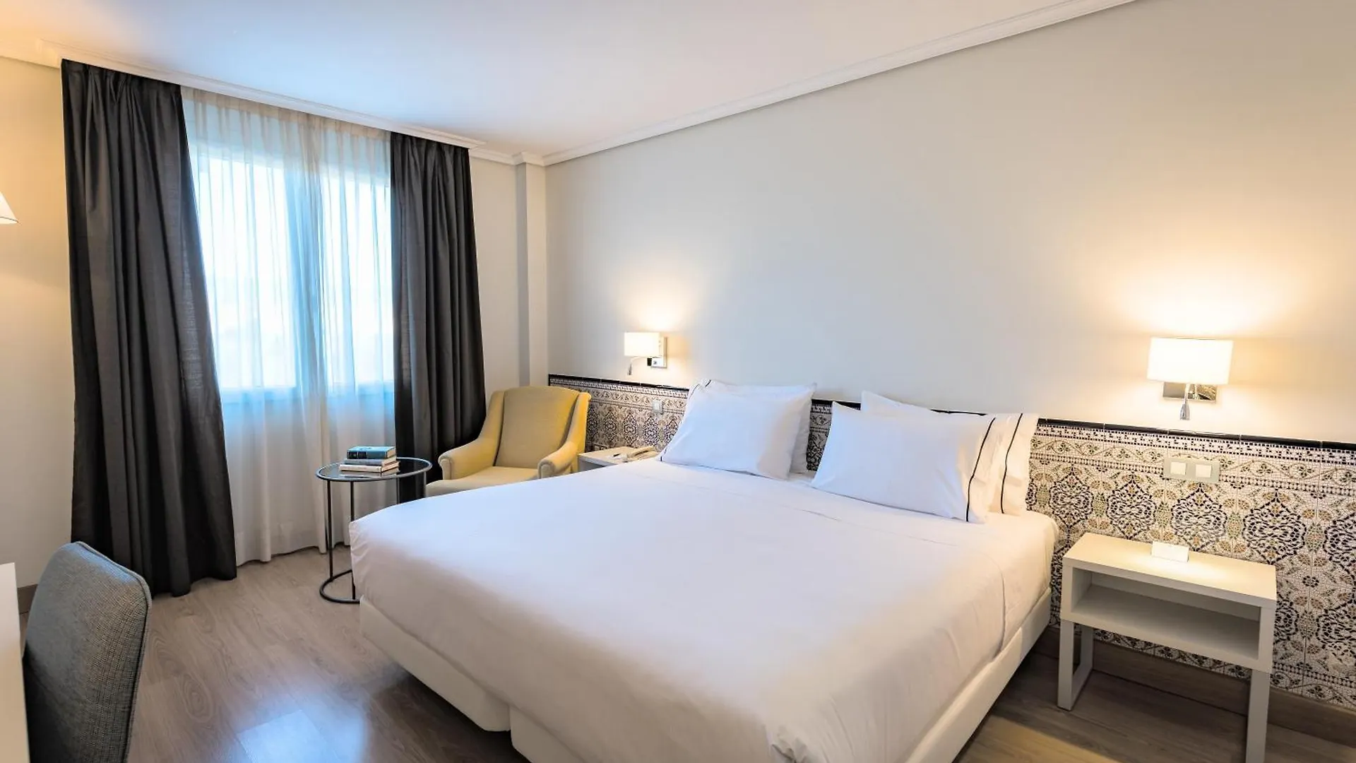 Hesperia Cordoba Hotel 4*,  Spain