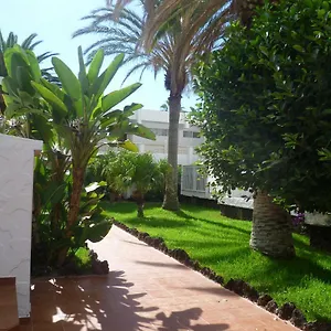 https://elana-apartments.in-canary-islands.com